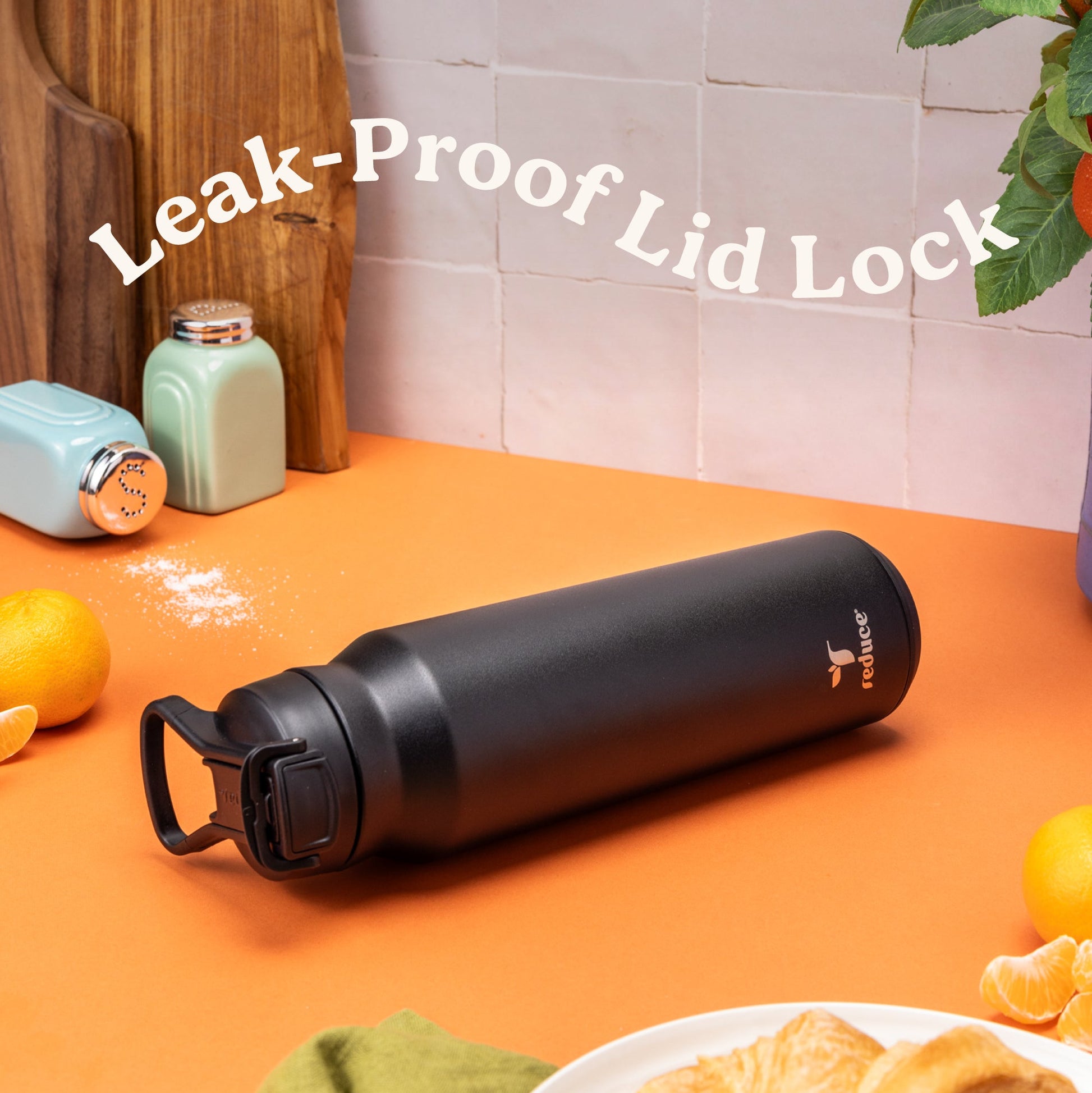 hydrate-pro-32oz-d2 HydratePro_32oz_MineralBlue-5_5f04acb5-8b4e-4ac5-b27a-83877a304325.jpg